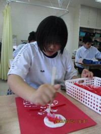 image001